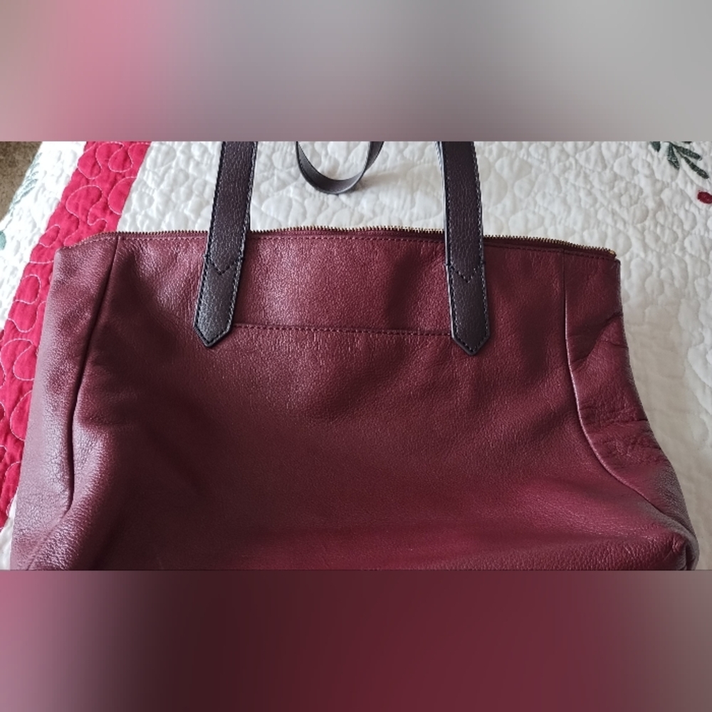 Fossil Shoulder Bag View 2